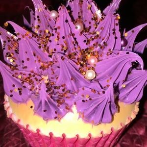 Meet your Posher, Danna